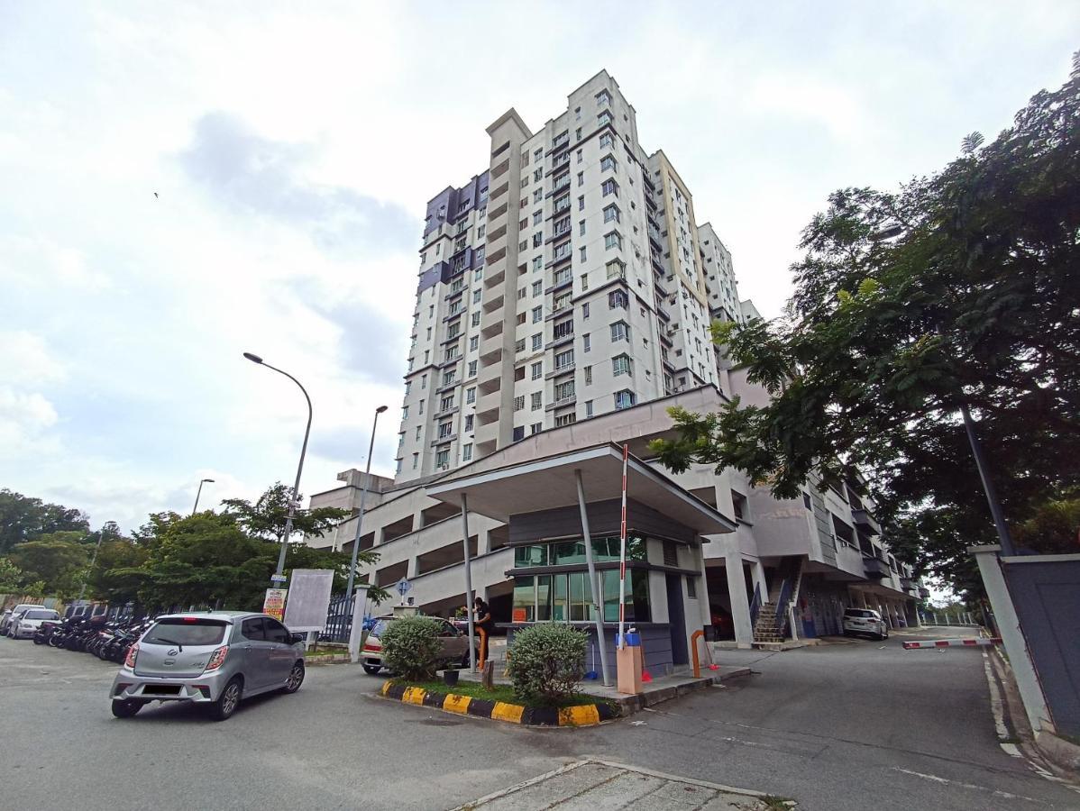 Tropika Bangi With 3 Bedrooms *