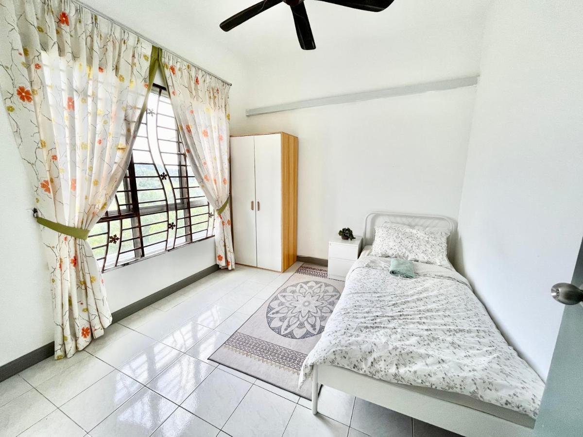 Apartment Tropika Bangi With 3 Bedrooms